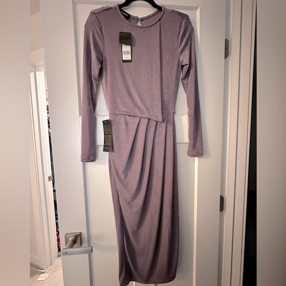 Dresses & Skirts - XS BEBE low back lavender dress